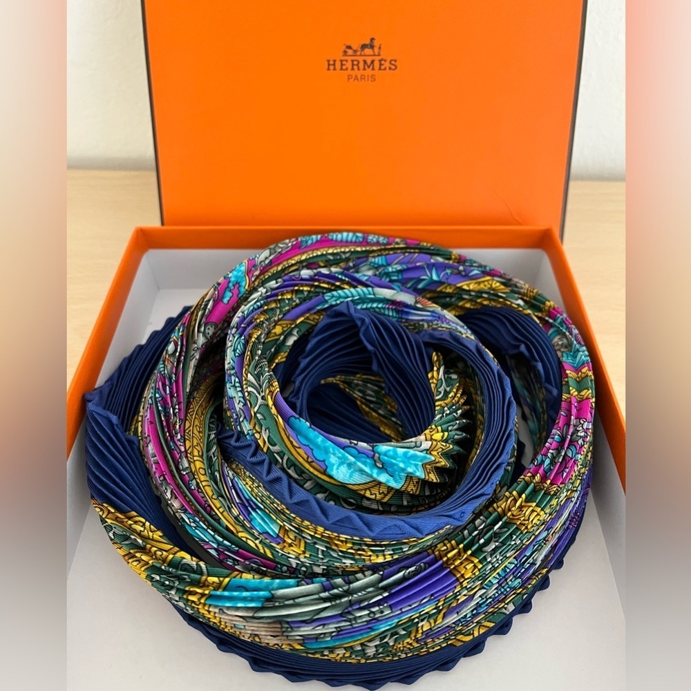 Hermes Silk Plisse Pleated Qalamdan Scarf Catherine Baschet Box EUC Circa 1990 - Picture 5 of 16